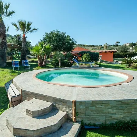 Private With Pool Free Wifi Free Parking 빌라 카스텔사르도