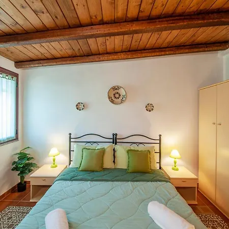 Private With Pool Free Wifi Free Parking 빌라 카스텔사르도